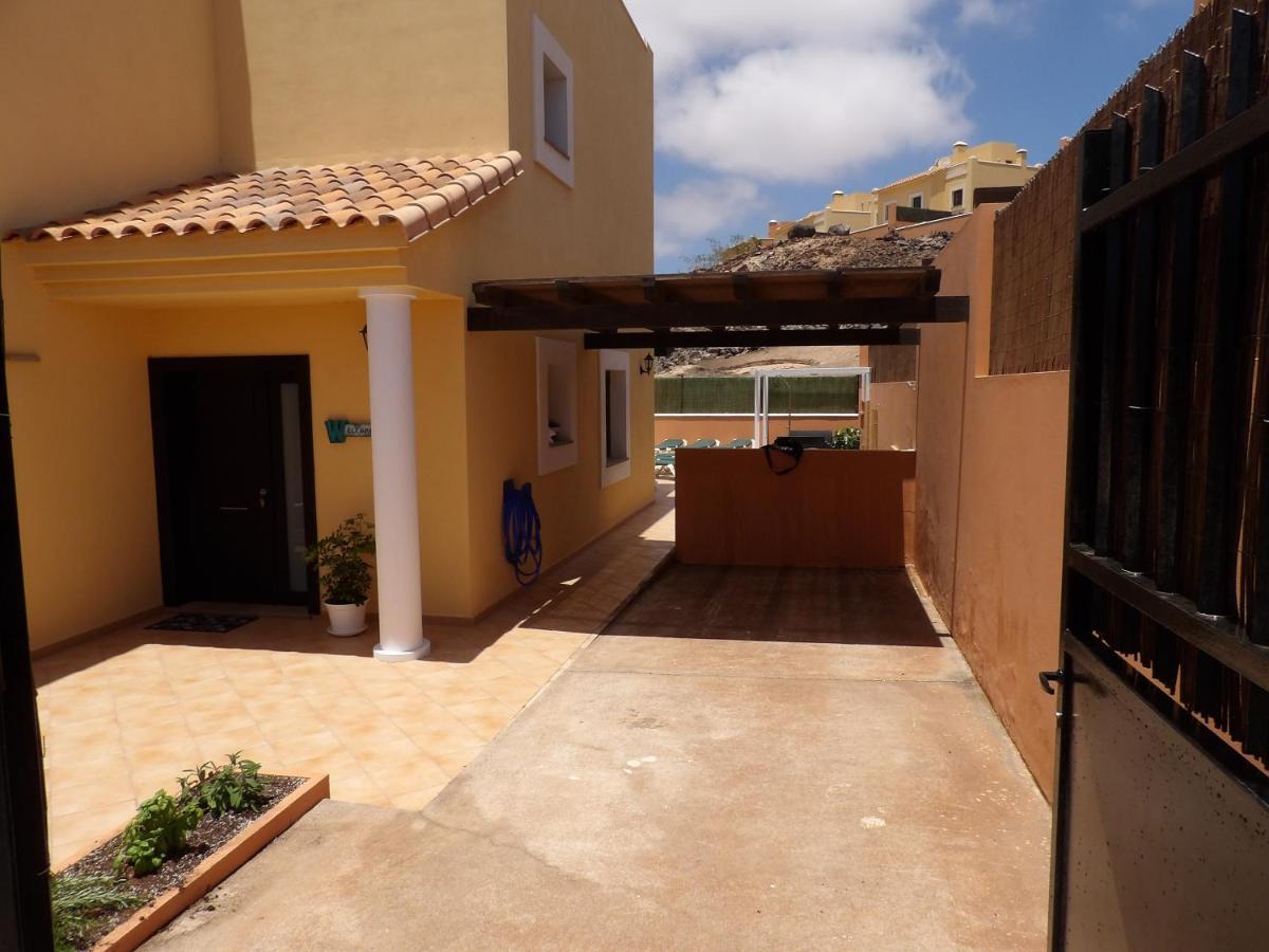 Villas Brujula Company Corralejo Exterior photo